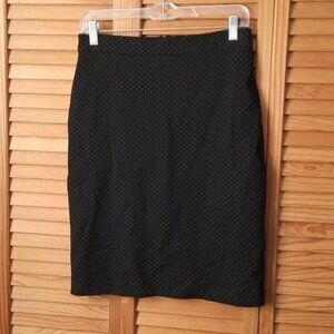 Banana Republic Black Dotted Swiss Back Zipper Fully Lined Pencil Skirt Size 2